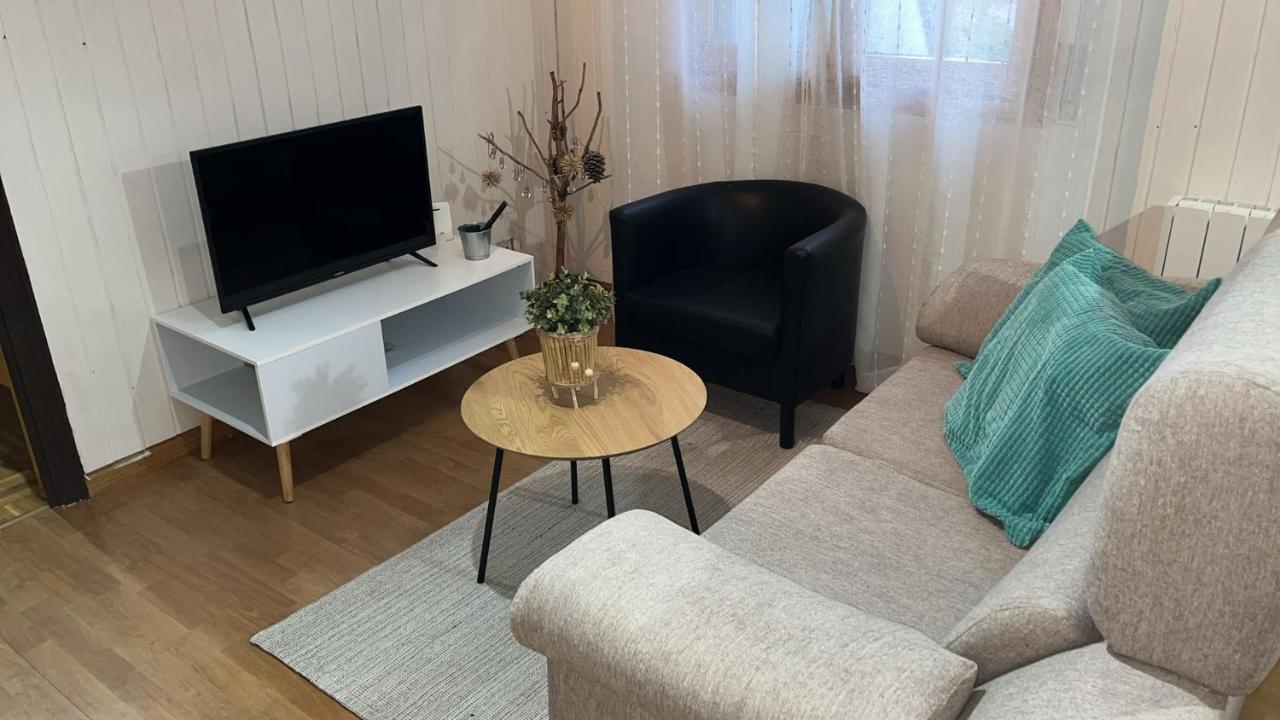 Apartamento Selva Blanca Villanúa Buitenkant foto